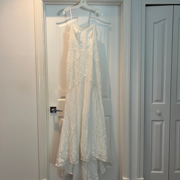 Allover Lace Tank Sheath Wedding Dress
GALINA WG3916 David’s bridal - Picture 7 of 14